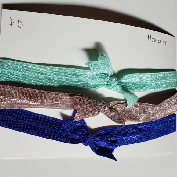 3/$20 Set of 3 baby girls bow headband hair accessories, Size Newborn NB - Picture 4 of 7